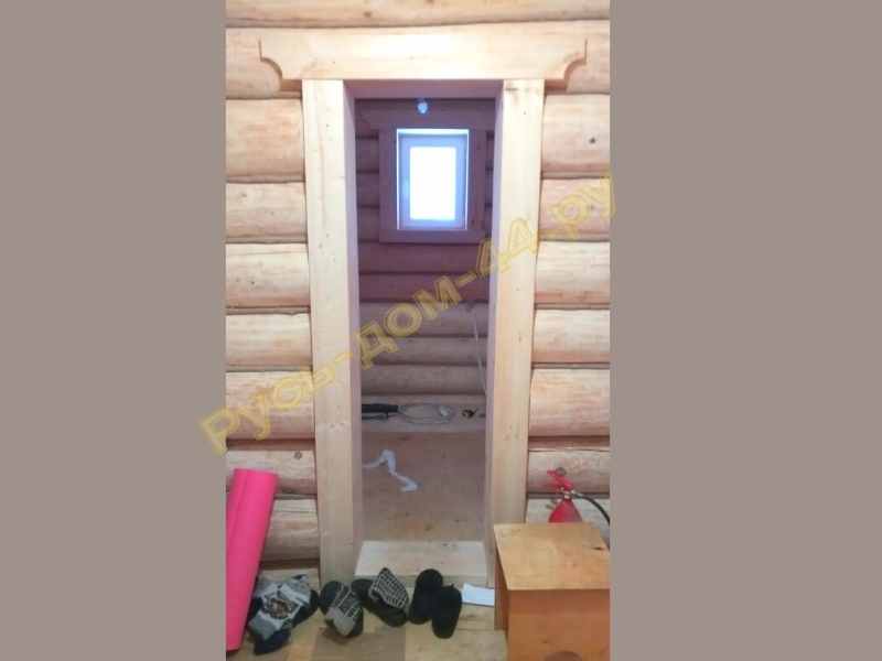 rus-dom-44-obsada-i-okosyachka1